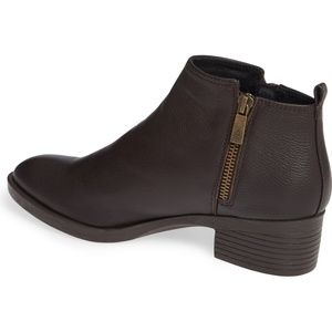 Levon Bootie KENNETH COLE